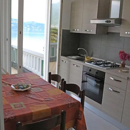 Residenz Al Lago Apartment